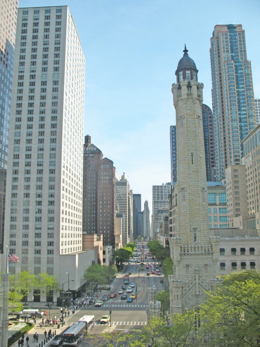 Chicago, IL - Magnificent Mile - Wikipedia