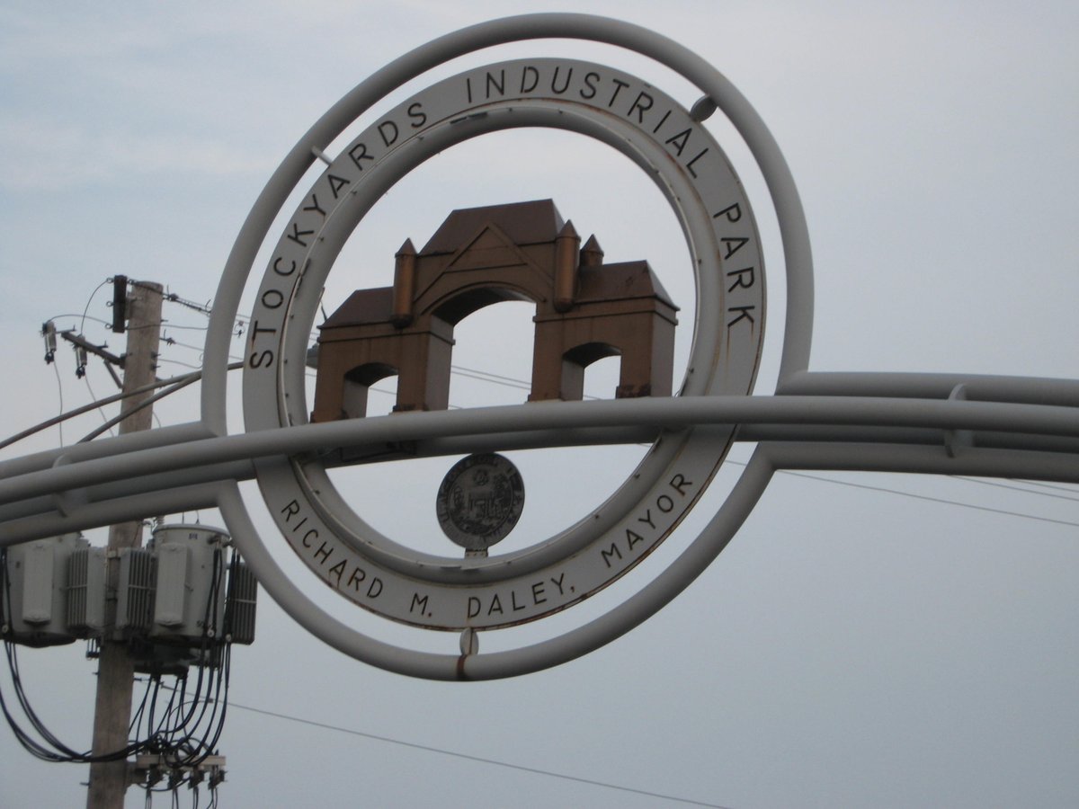 Industrial Park Area, IL - File:Chicago Stockyard Industrial Park gate.jpg - Wikimedia Commons
