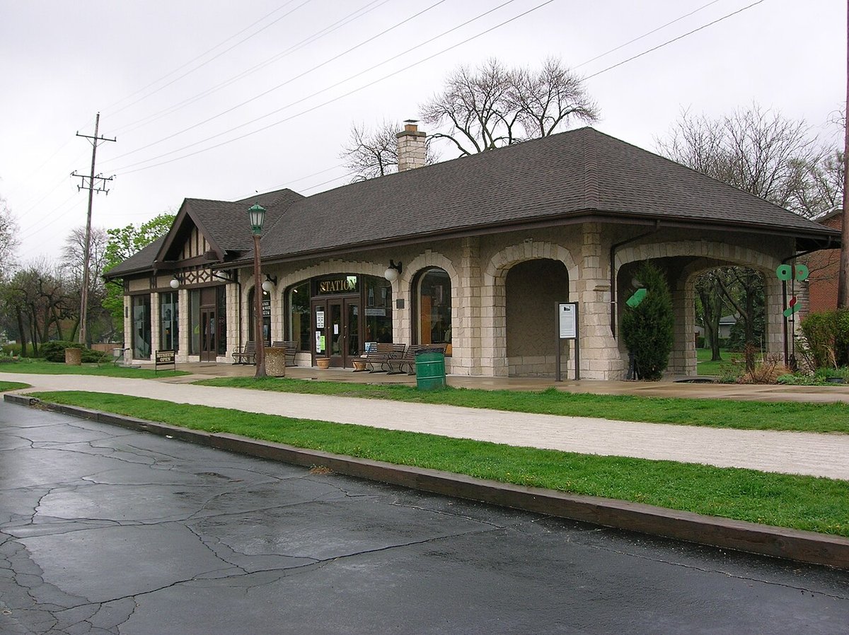Villa Park, IL - Villa Avenue station - Wikipedia
